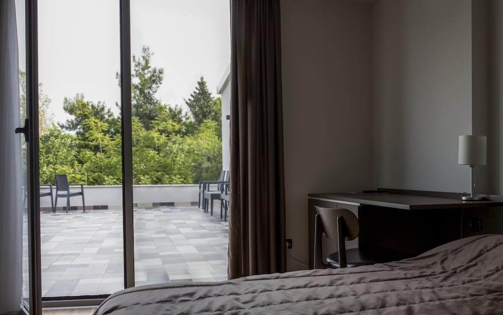 Romantique Dojran Hotel Szoba fotó